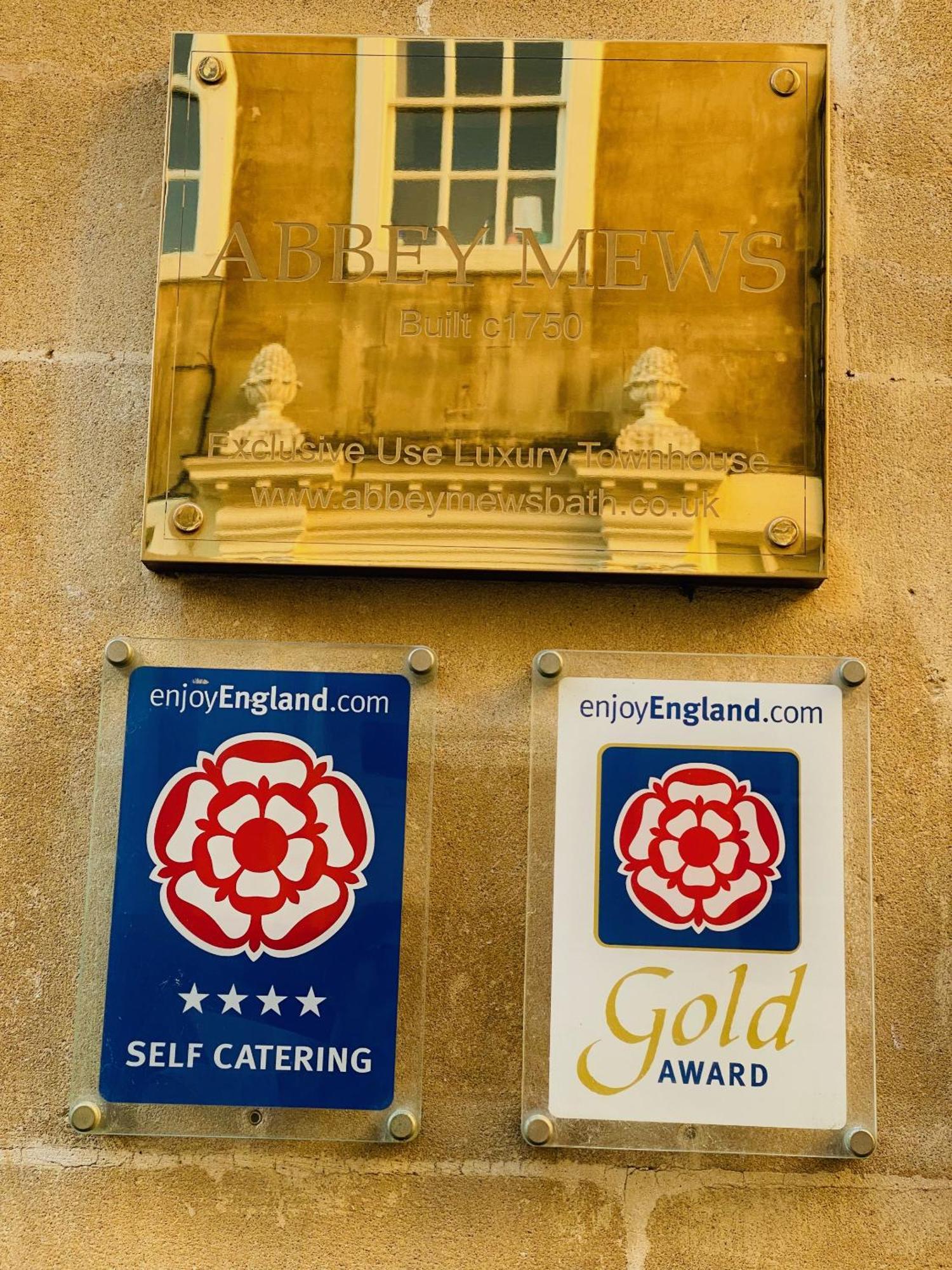Apartmán Abbey Mews In The Heart Of Bath, Bath Keys Exteriér fotografie