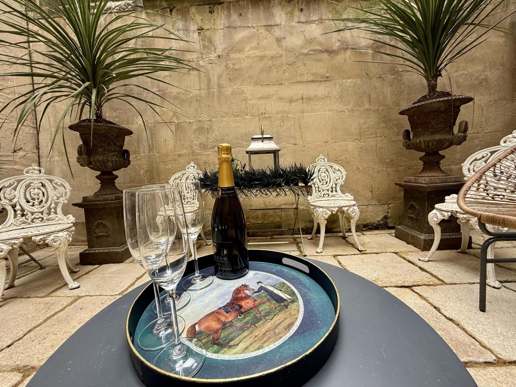 Apartmán Abbey Mews In The Heart Of Bath, Bath Keys Exteriér fotografie